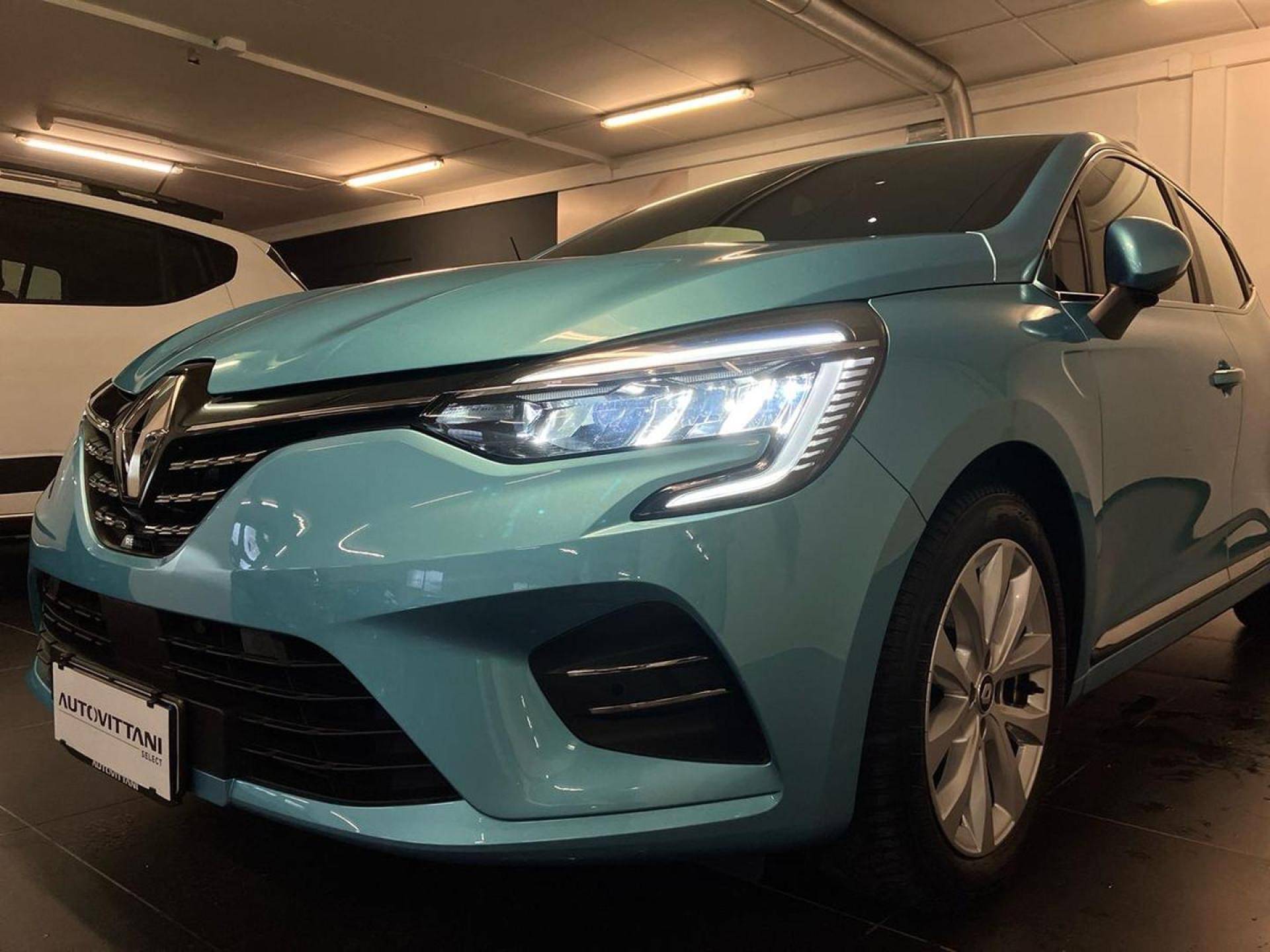 RENAULT Clio