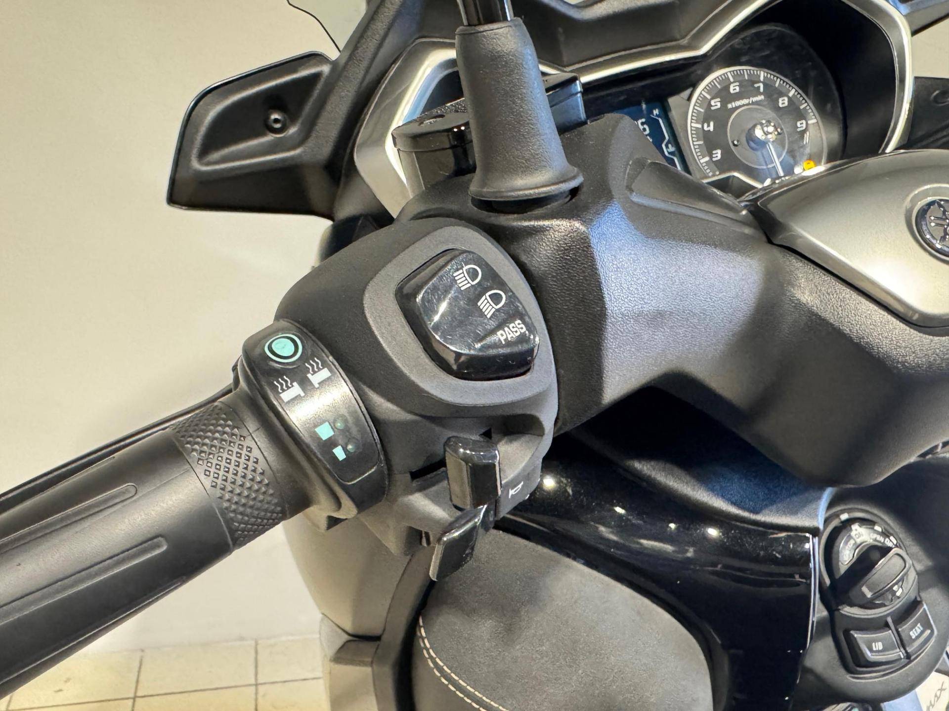 YAMAHA X-Max