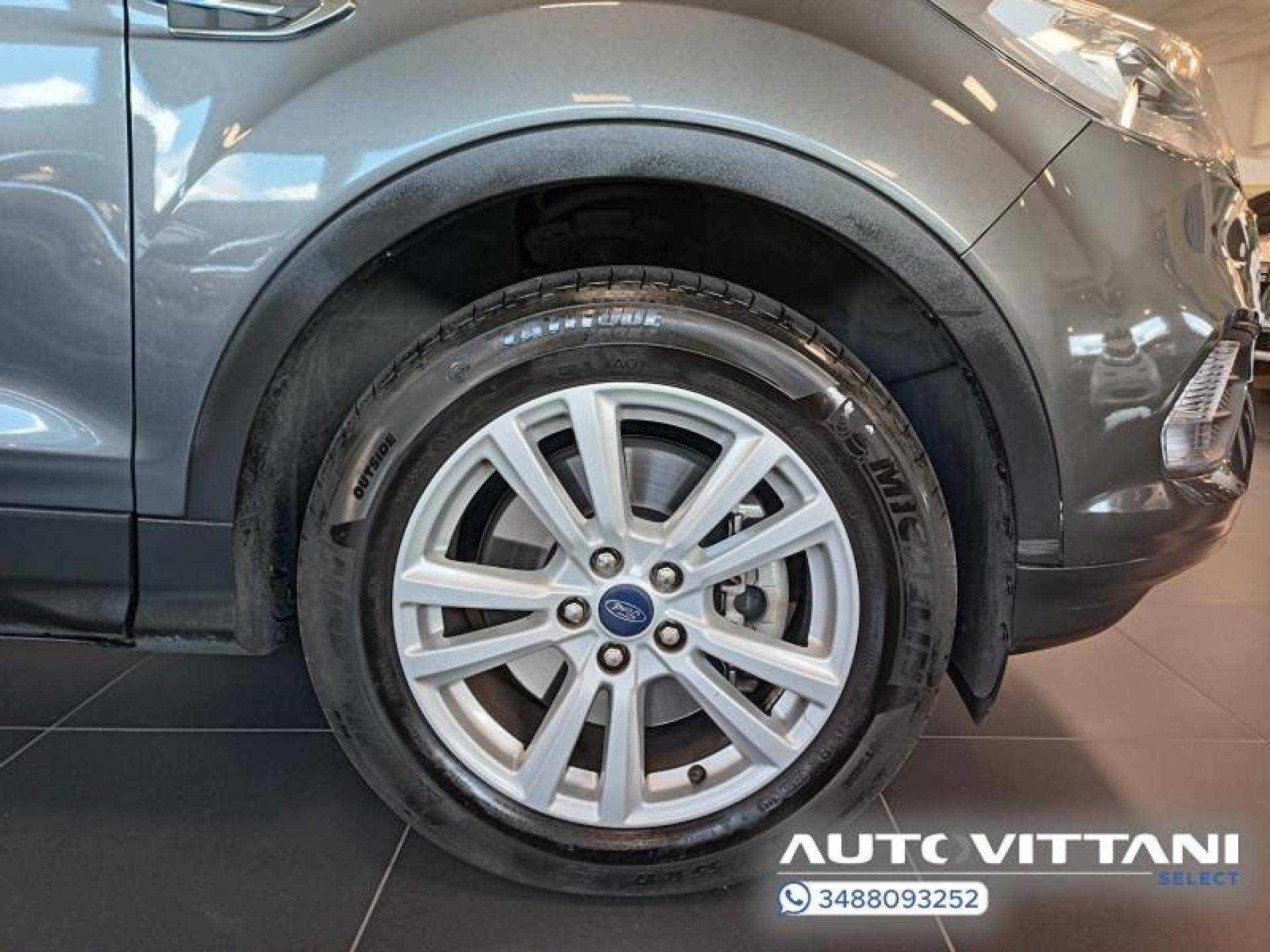 FORD Kuga