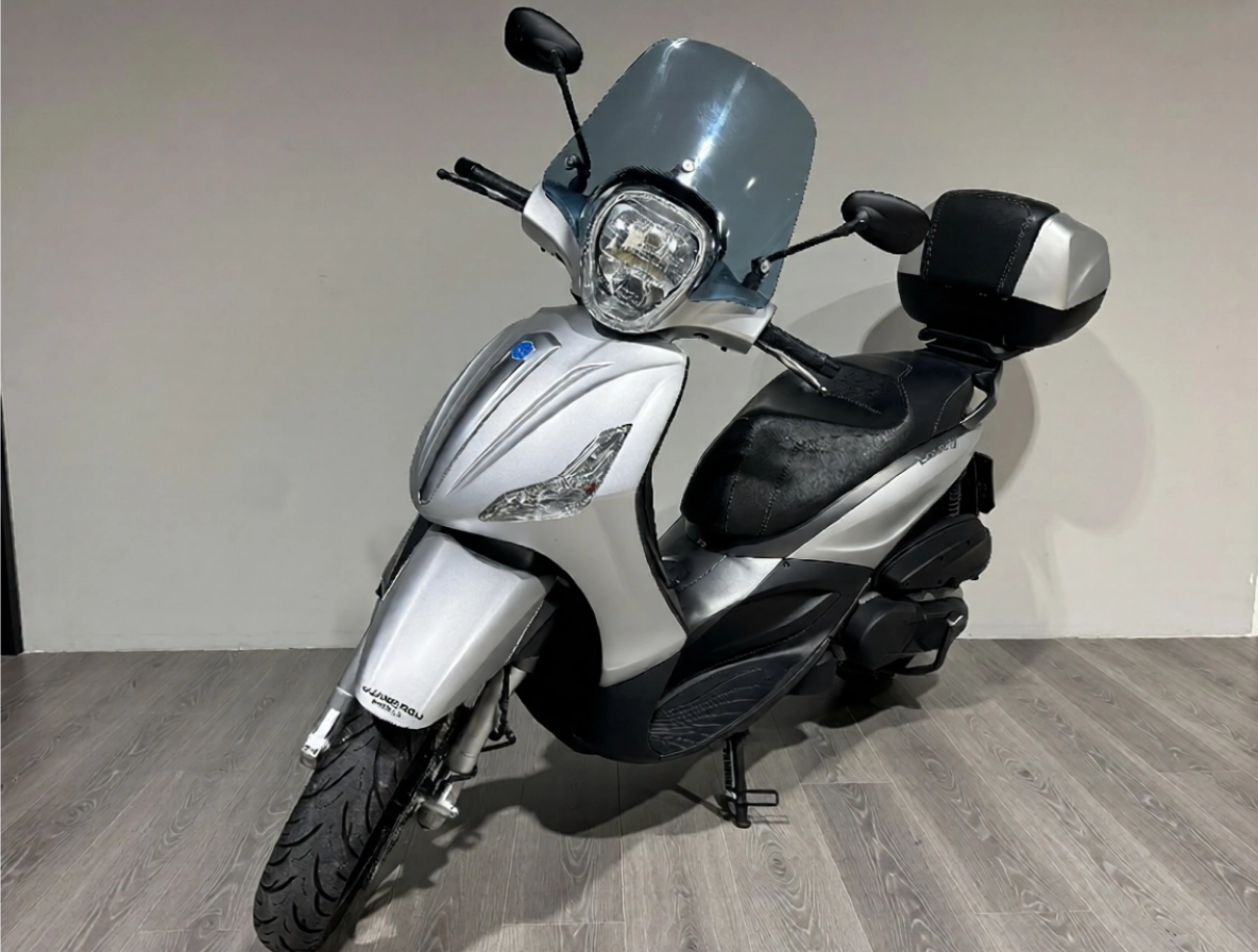 PIAGGIO Beverly