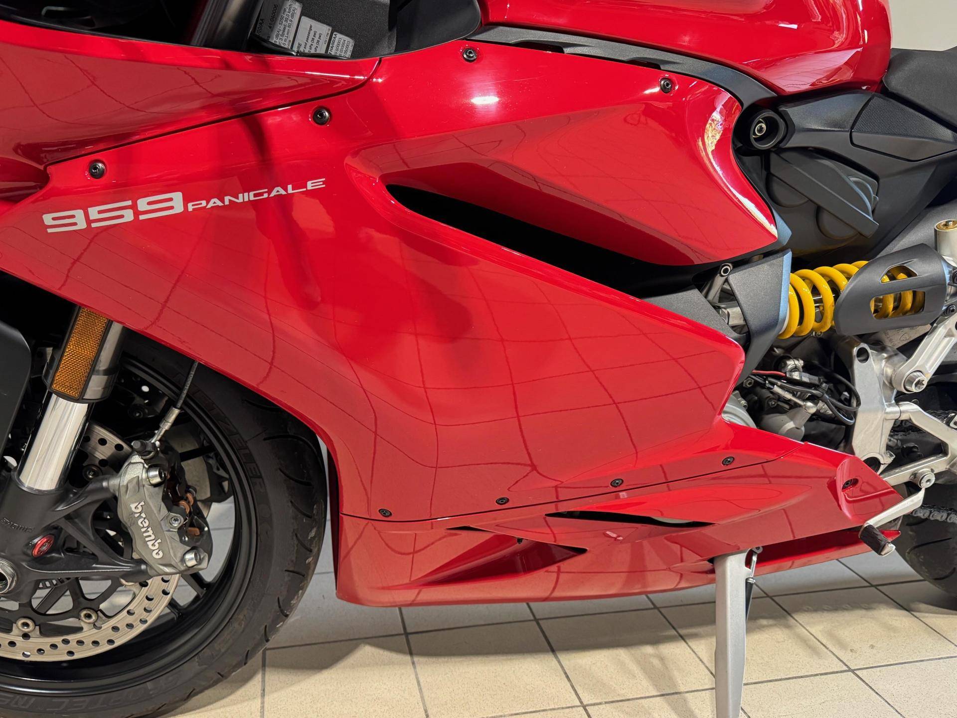 DUCATI Panigale