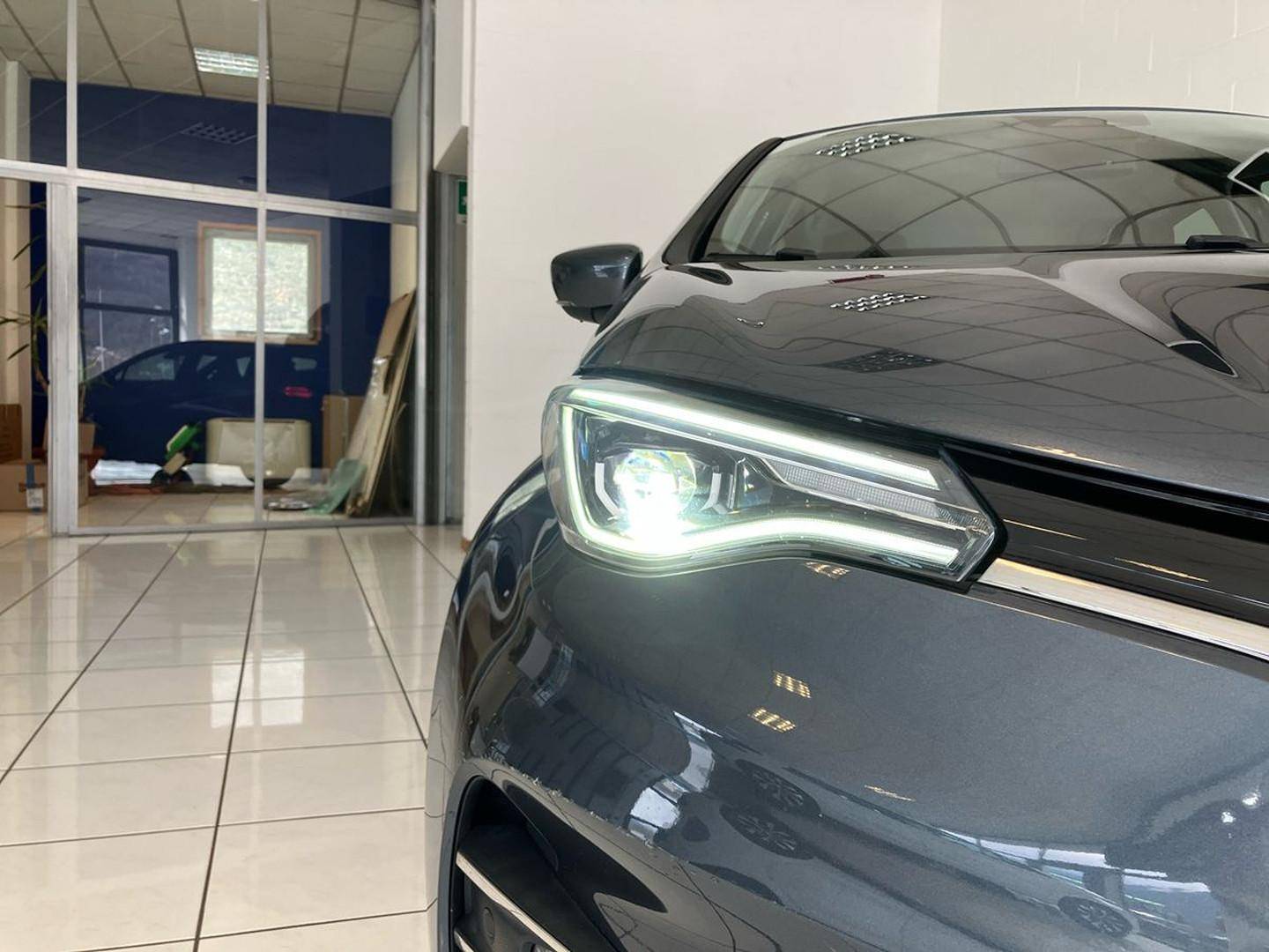 RENAULT Zoe