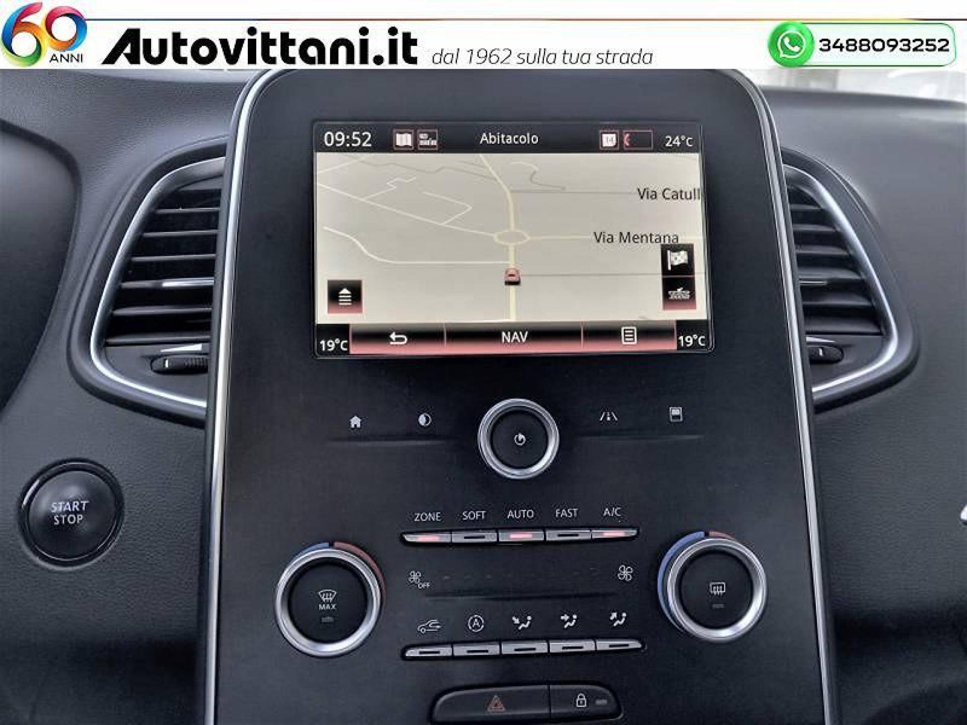 RENAULT Scenic