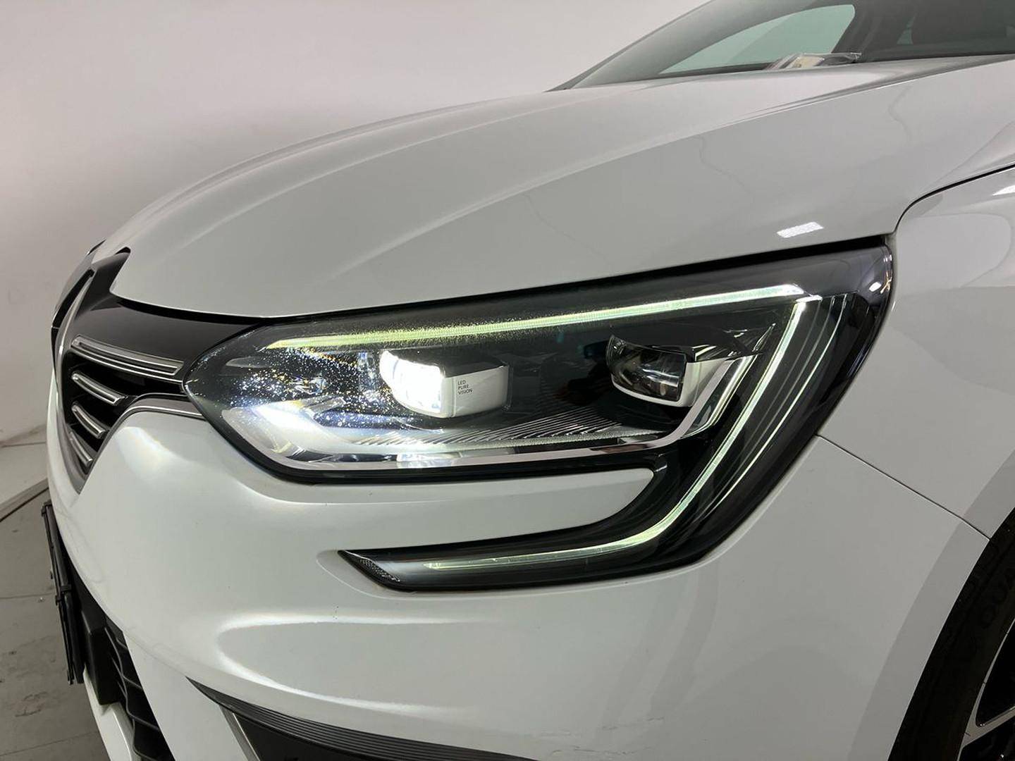 RENAULT Megane