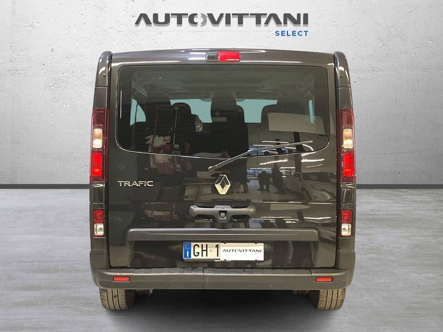 RENAULT Trafic Passenger 27 2019