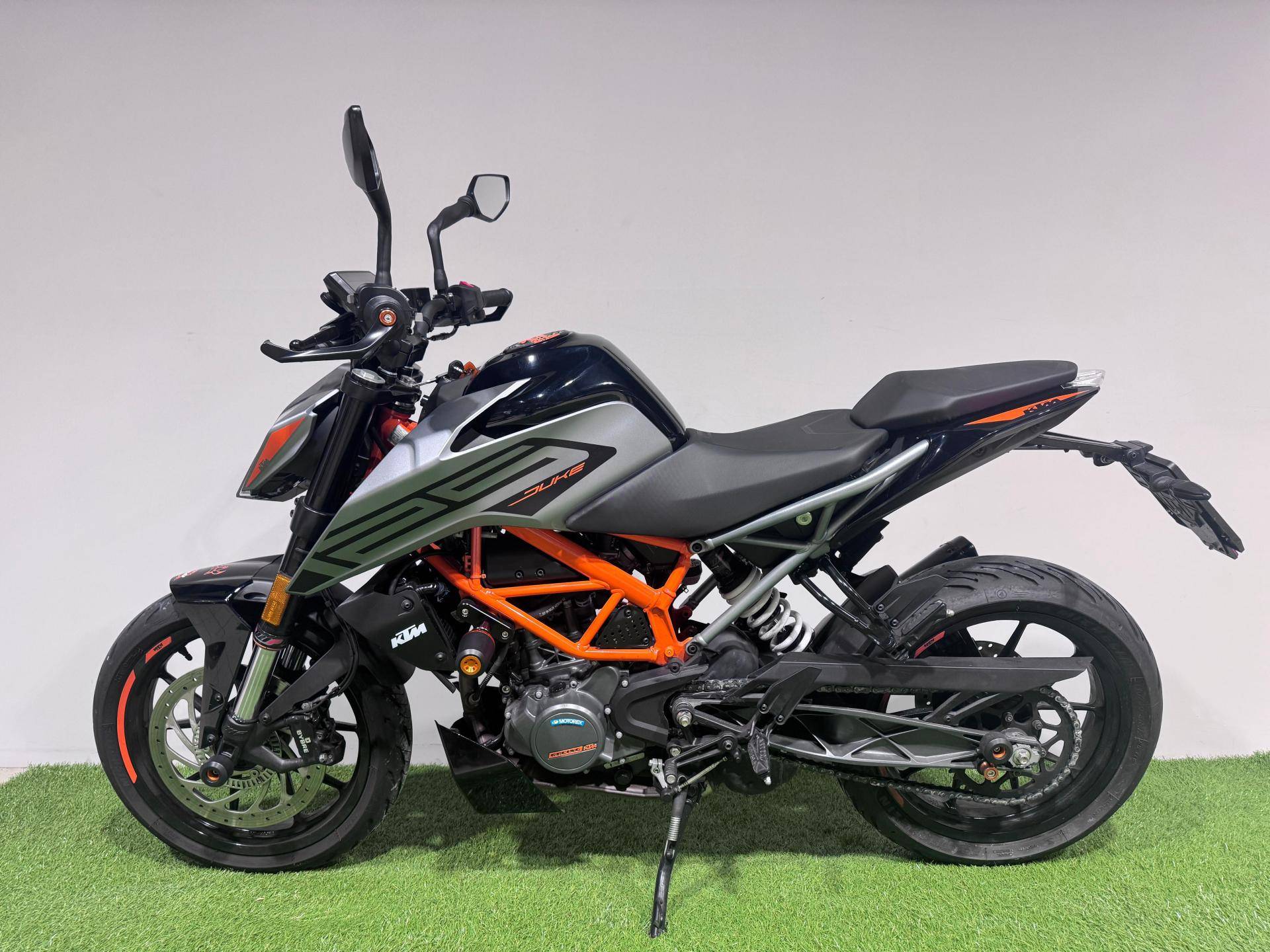 KTM Duke