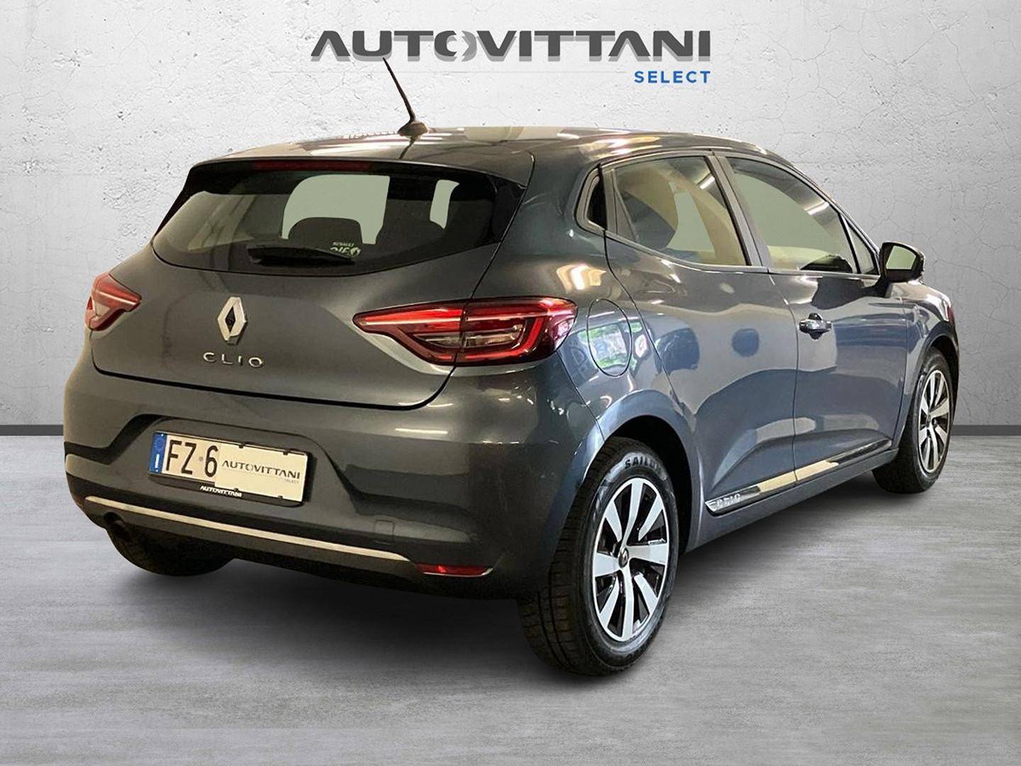 RENAULT Clio