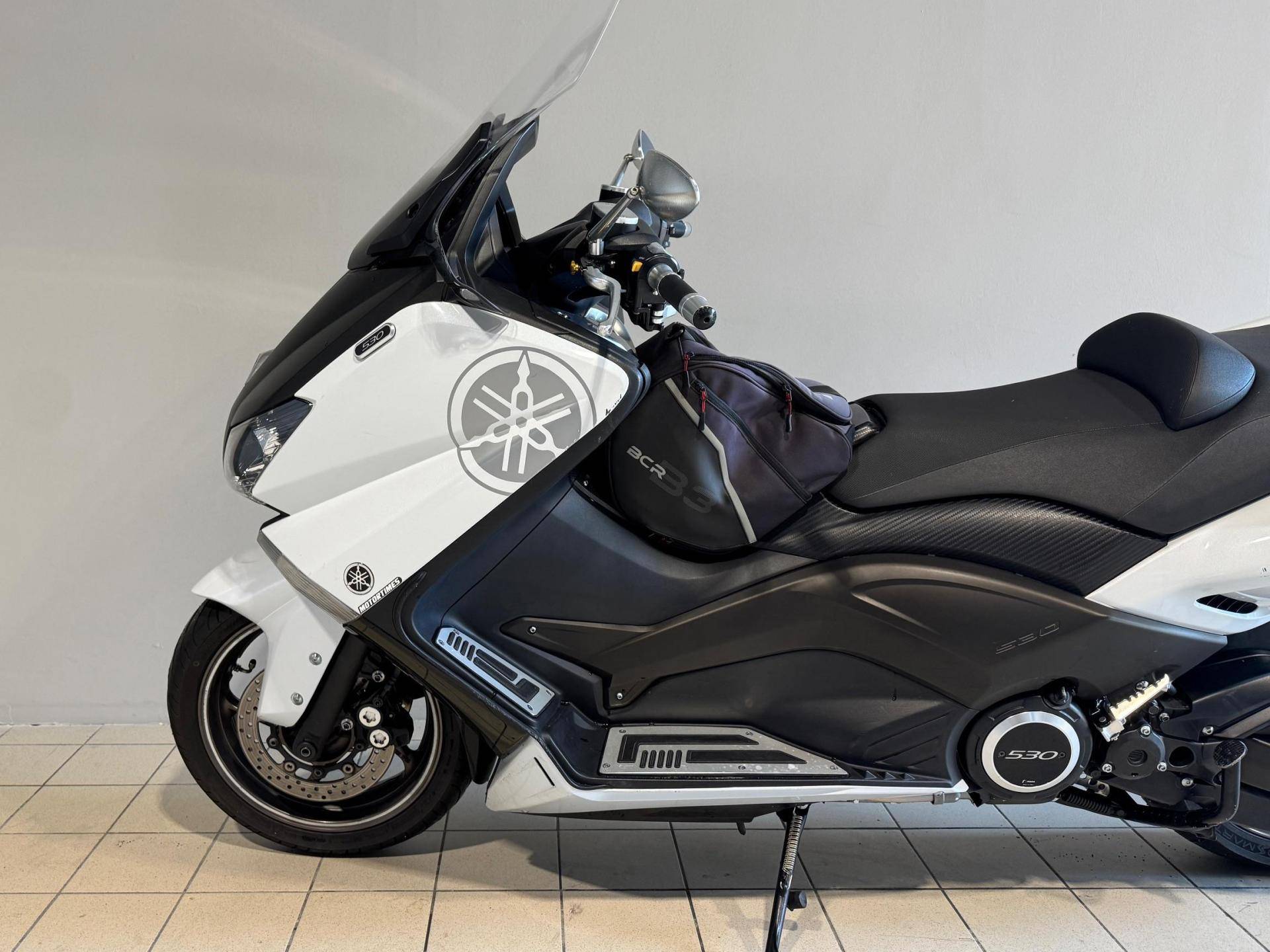 YAMAHA T-Max