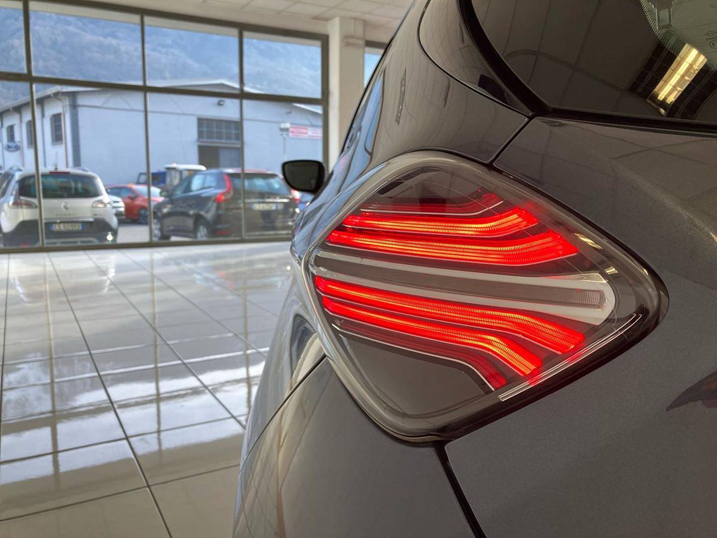 RENAULT Zoe