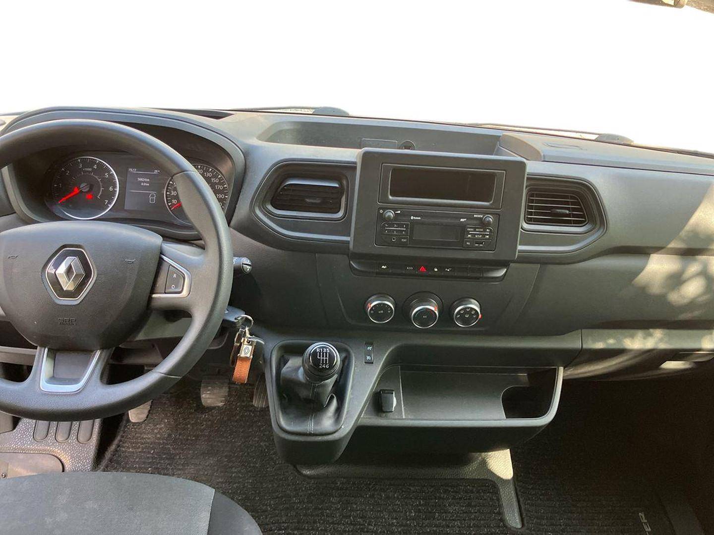 RENAULT Master