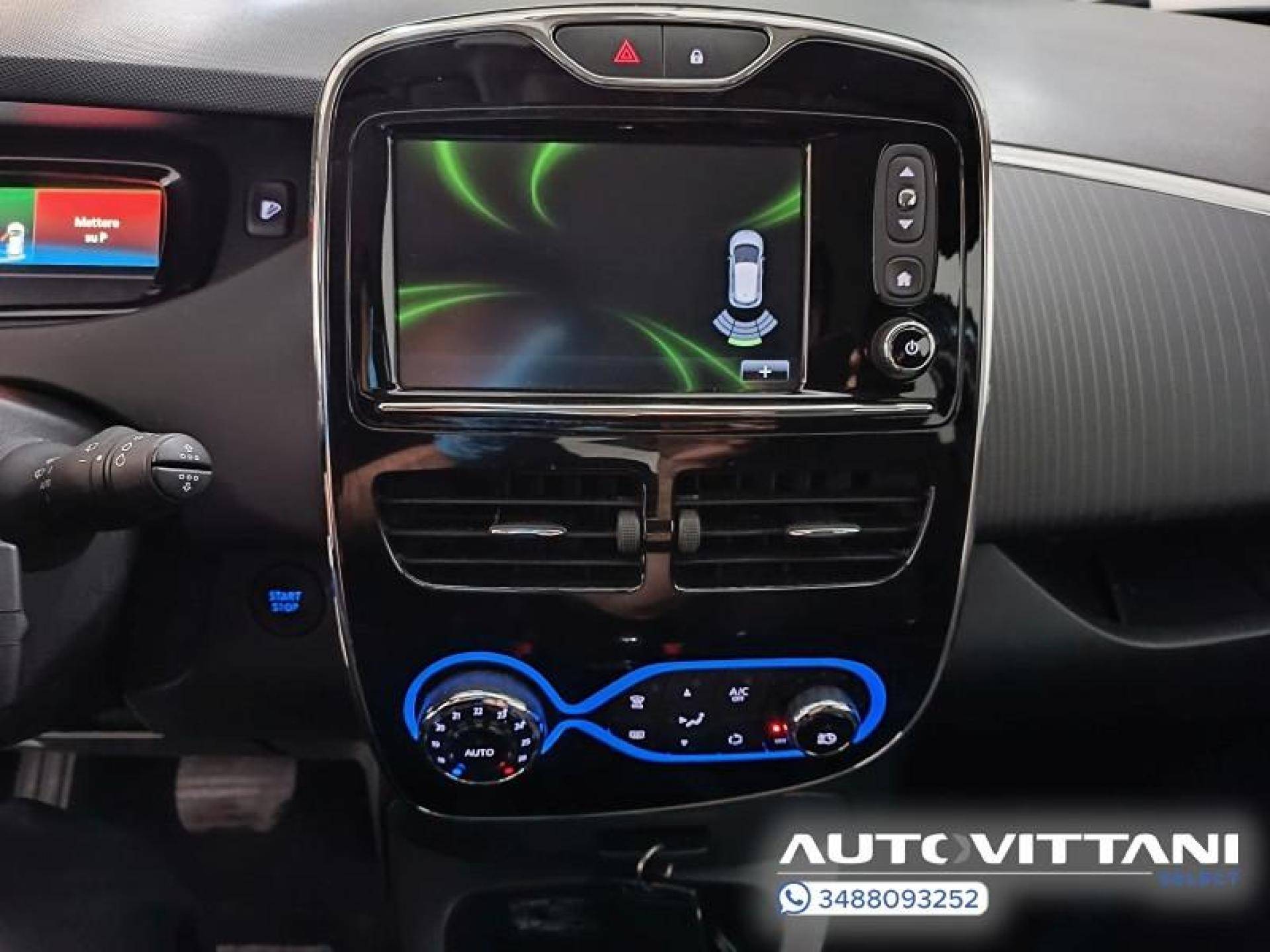 RENAULT Zoe