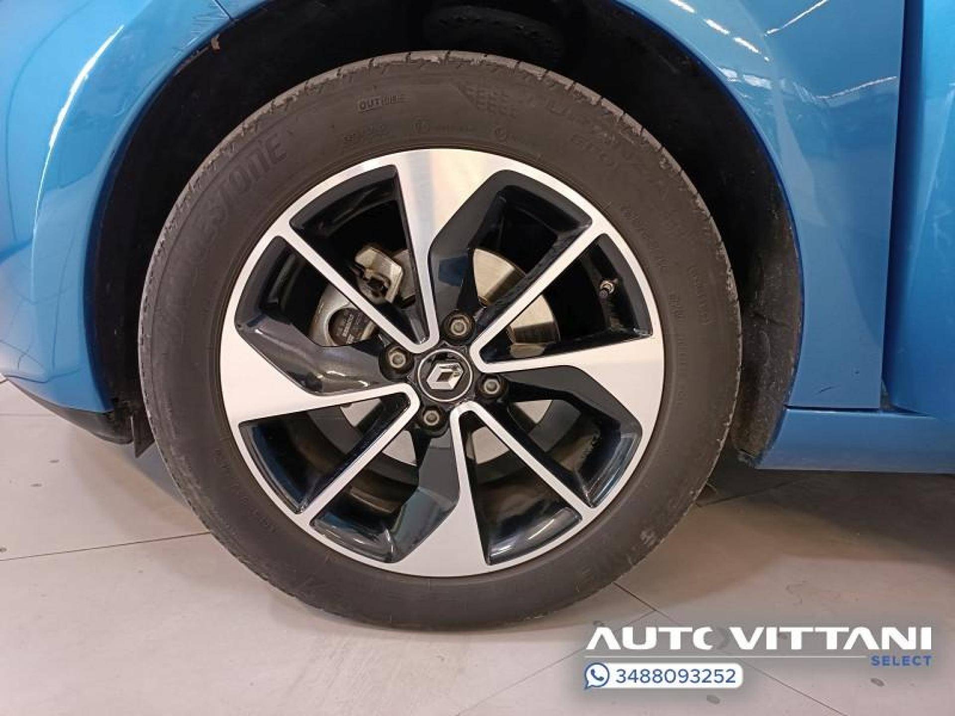 RENAULT Zoe