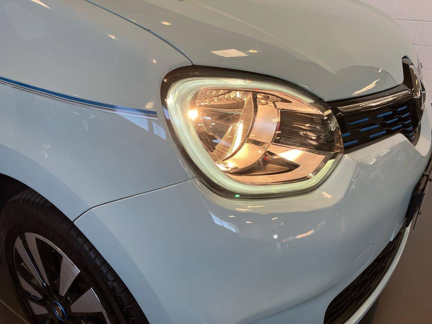 RENAULT Twingo