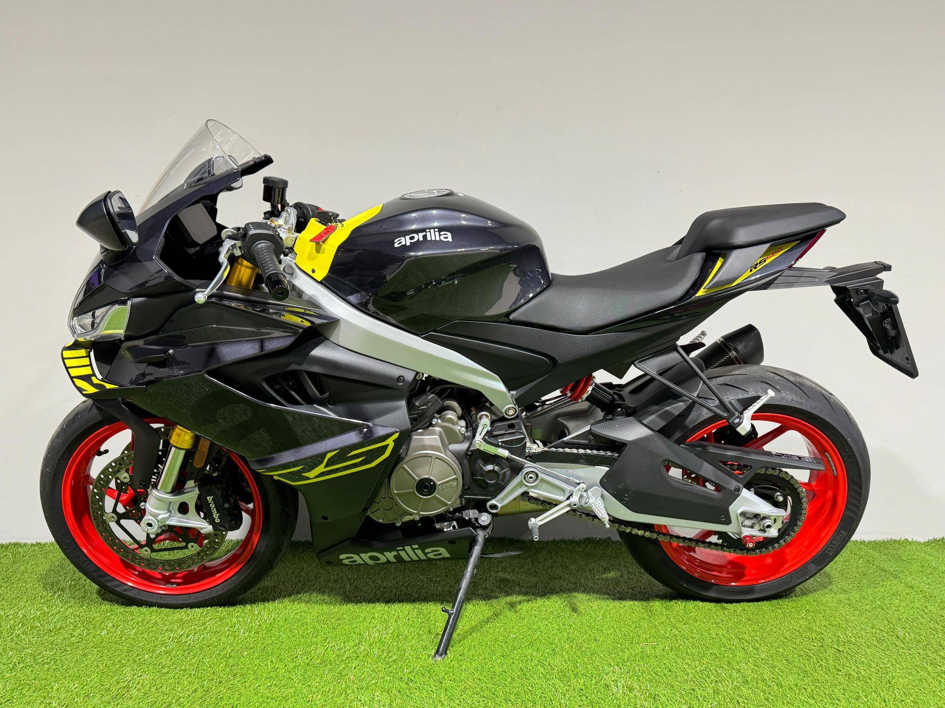APRILIA RS