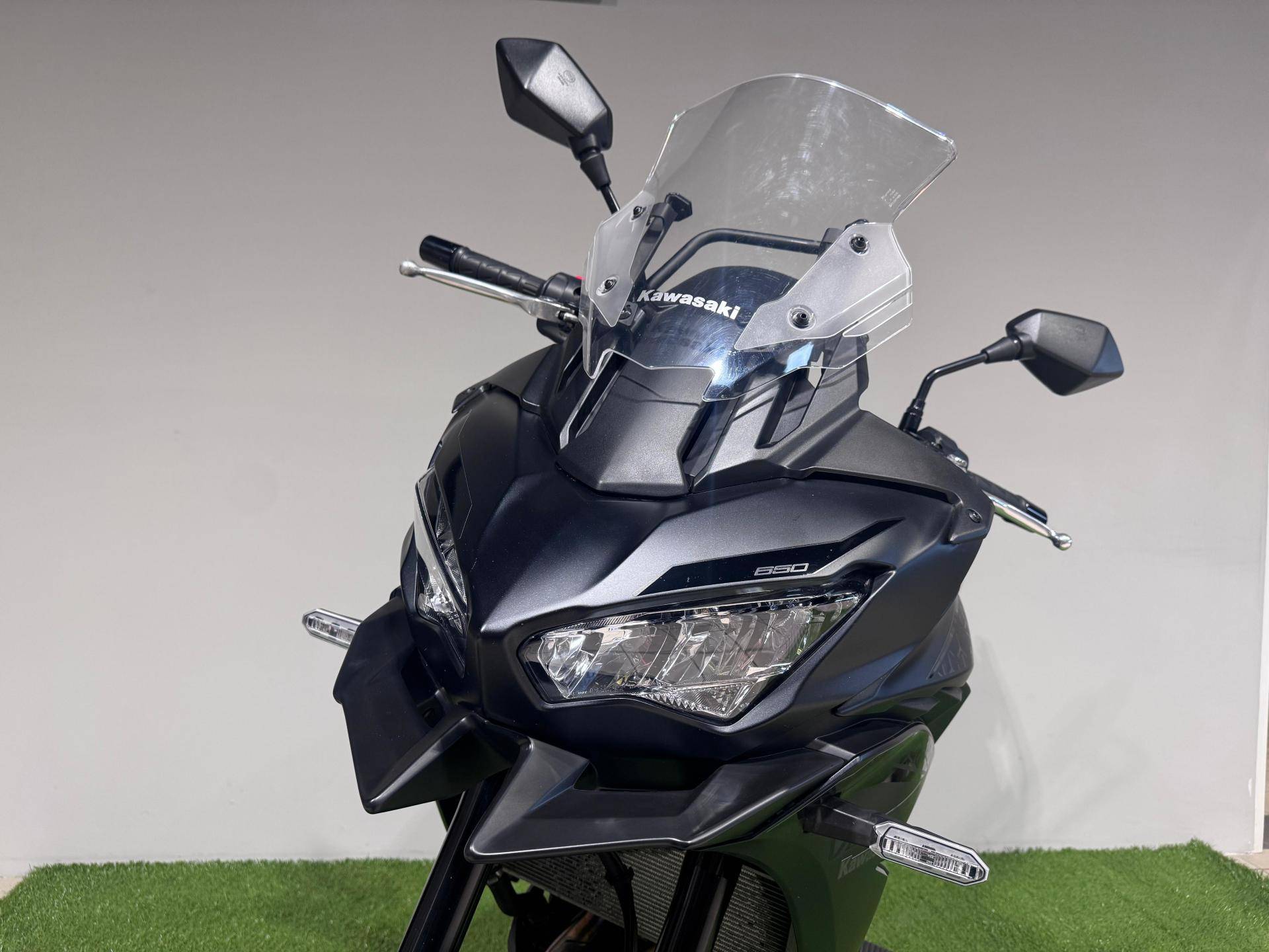 KAWASAKI Versys