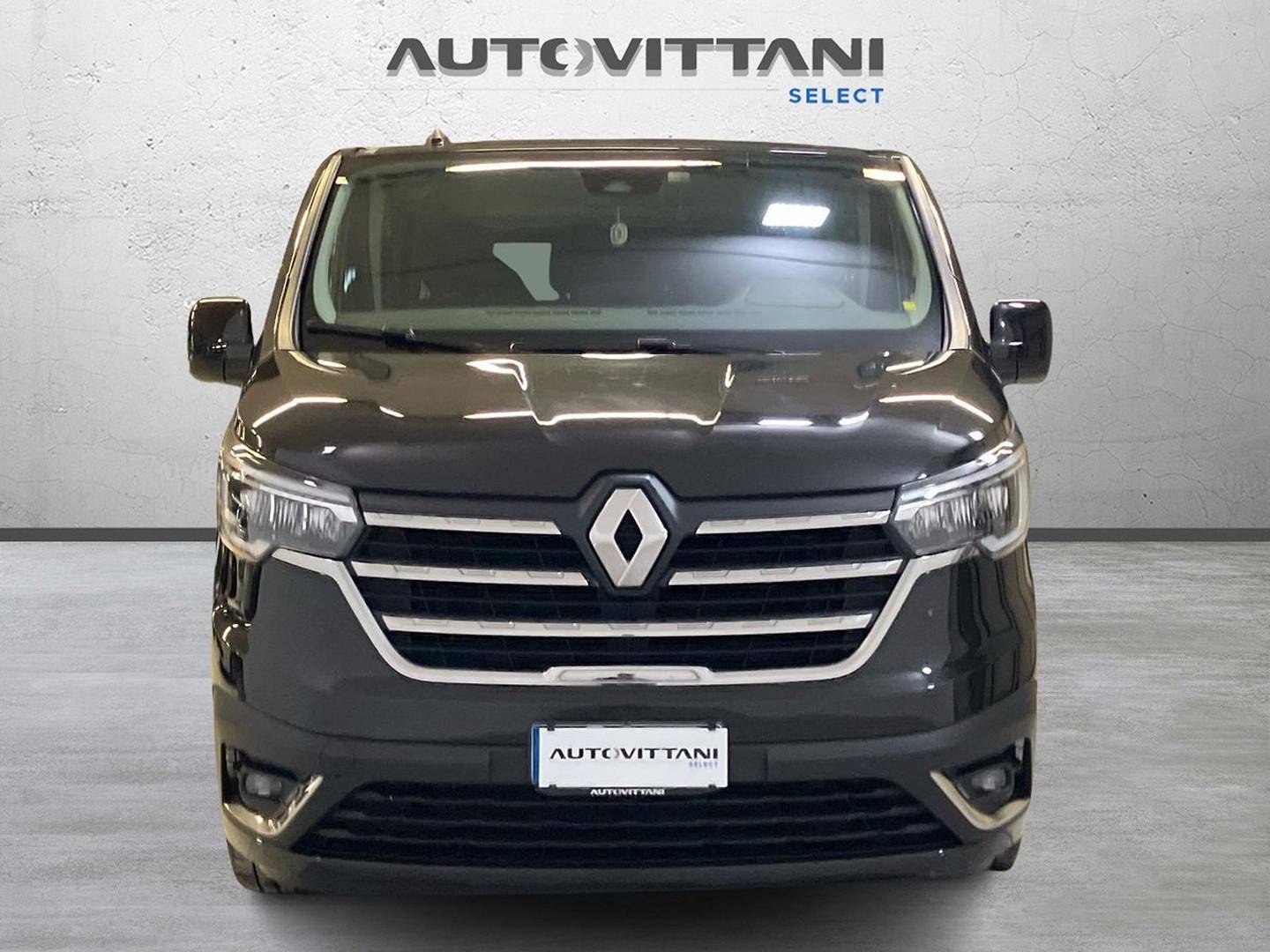 RENAULT Trafic Passenger 27 2019