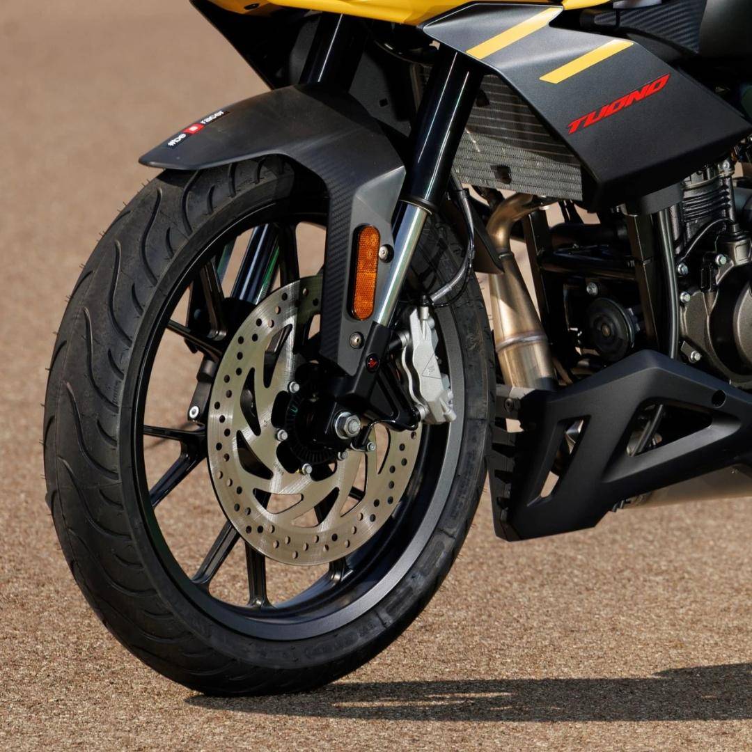 Tuono 125