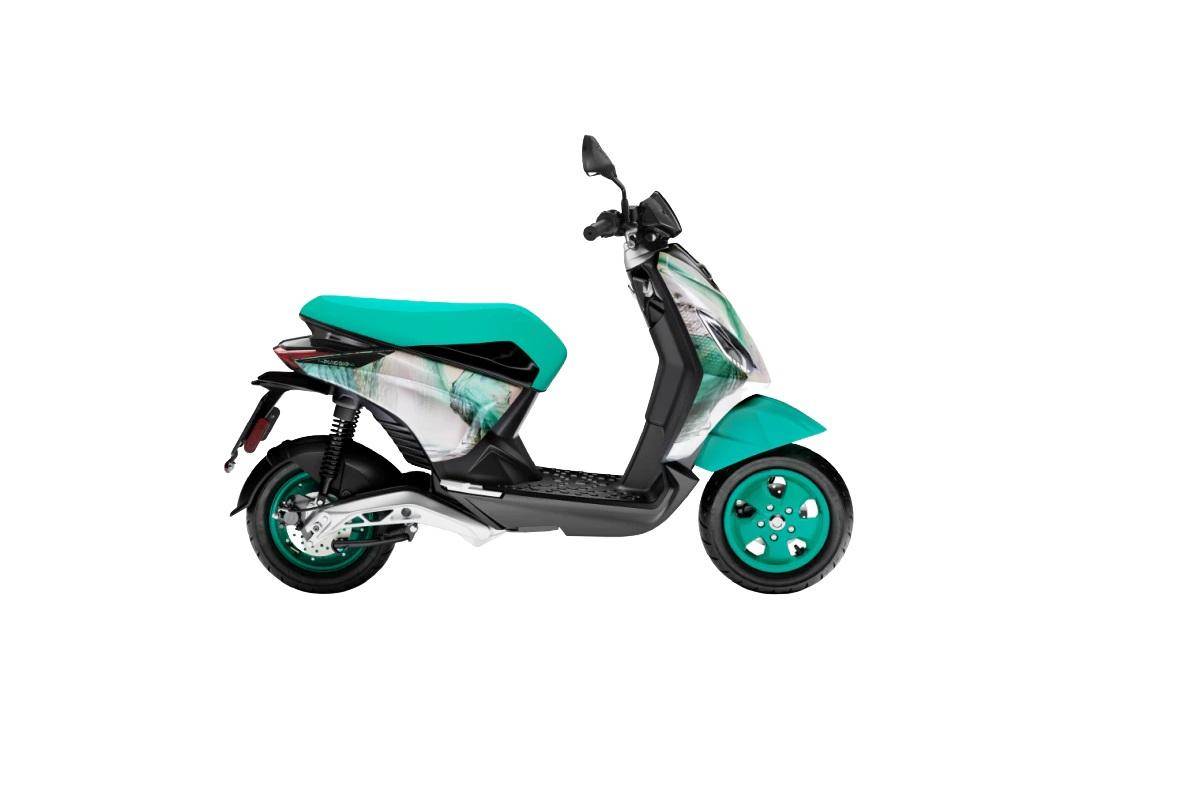 Piaggio 1 Feng Chen Wang
