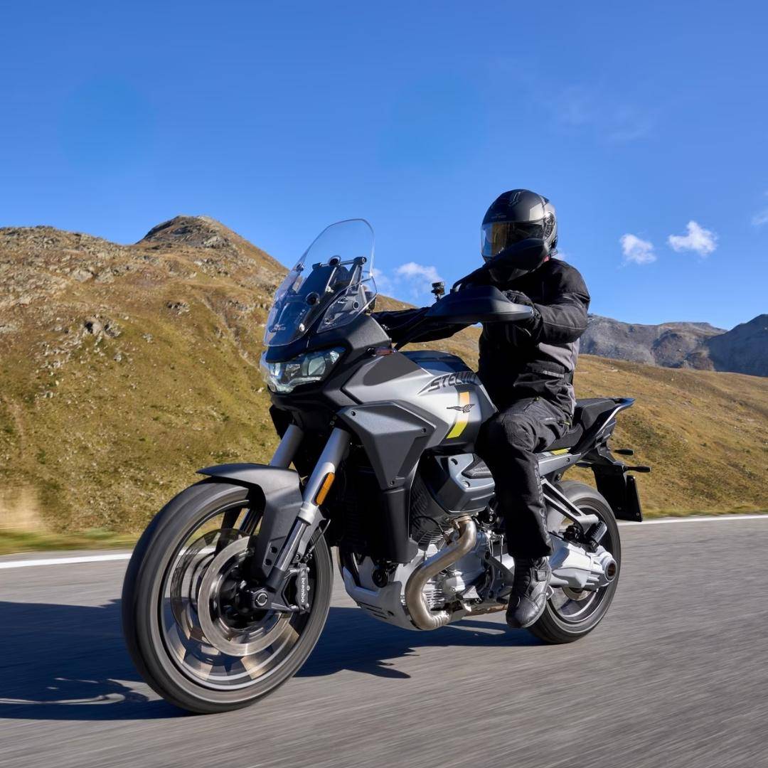 Stelvio 1042